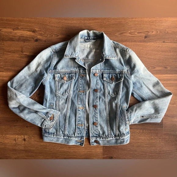 GAP 1969 Denim/Jean Jacket - Picture 2 of 8